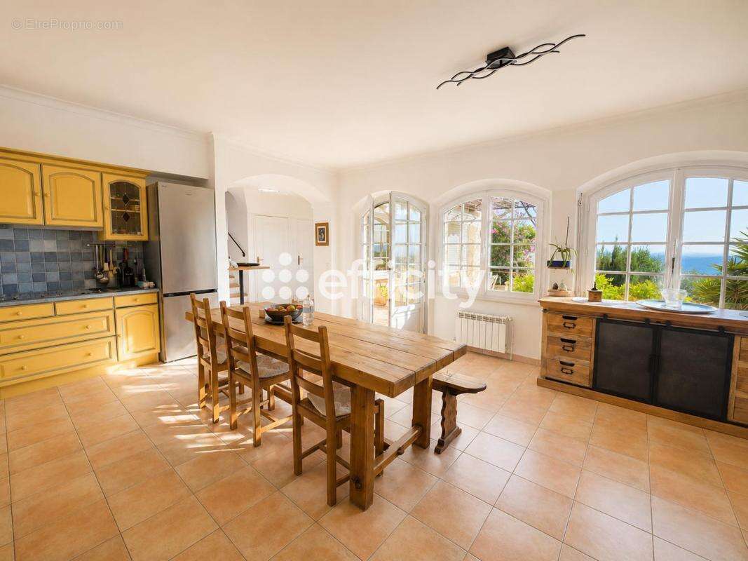 Maison à GRASSE