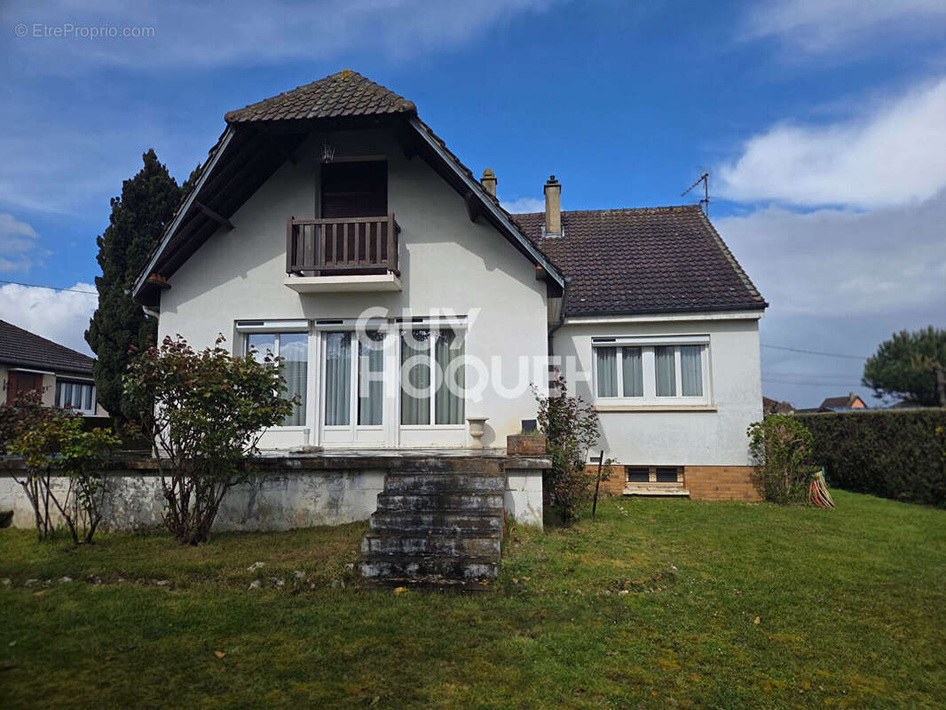 Maison à CAUDEBEC-LES-ELBEUF