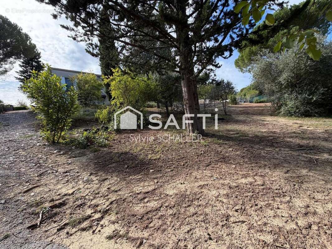 Photo 3 - Terrain à PIERREVERT