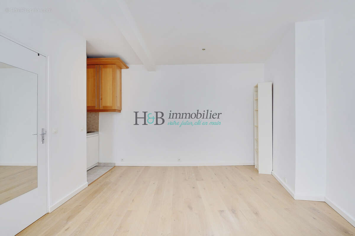 Appartement à PARIS-12E