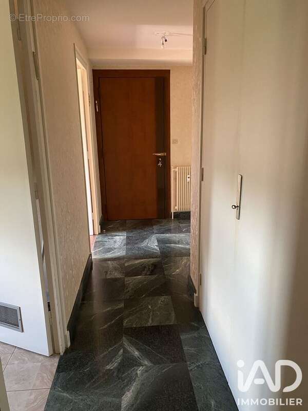 Photo 9 - Appartement à LYON-8E