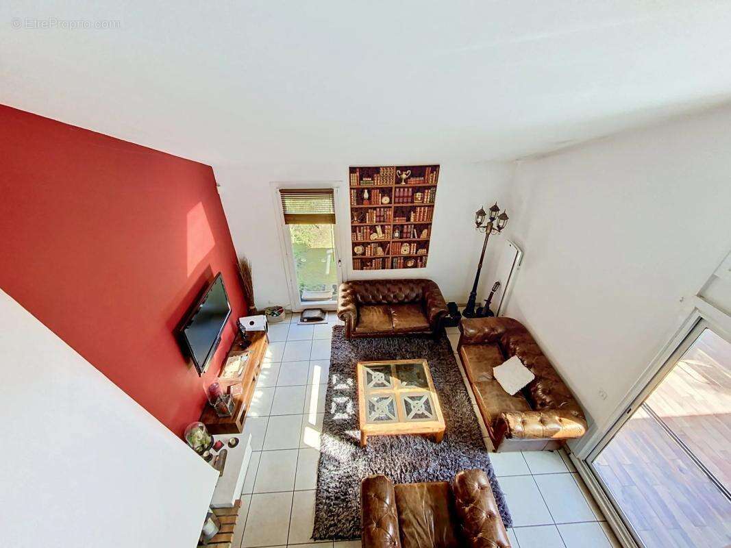 Maison à COMBS-LA-VILLE