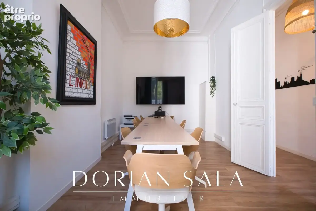 Commerce 243 m² à vendre à Marseille-4e (13004) - photo 4
