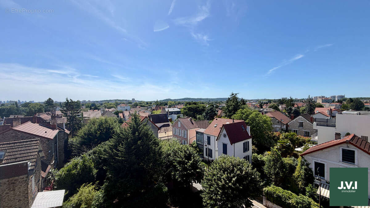 Appartement à ENGHIEN-LES-BAINS