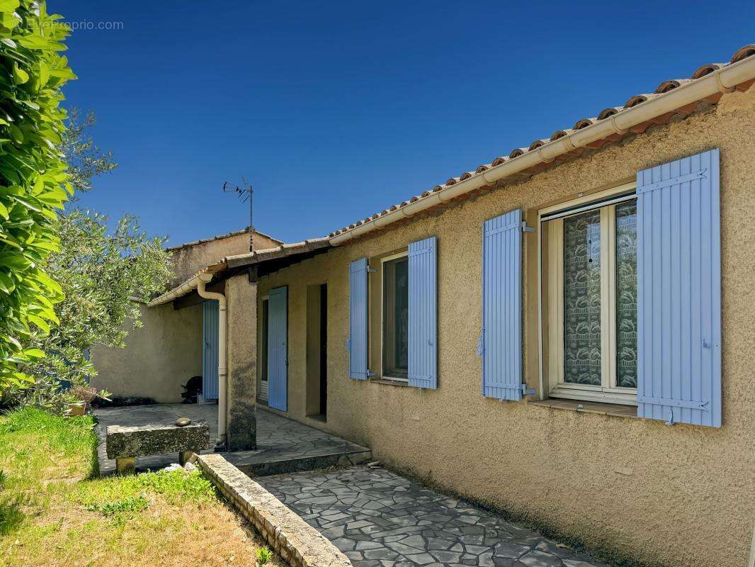 Maison à VILLENEUVE