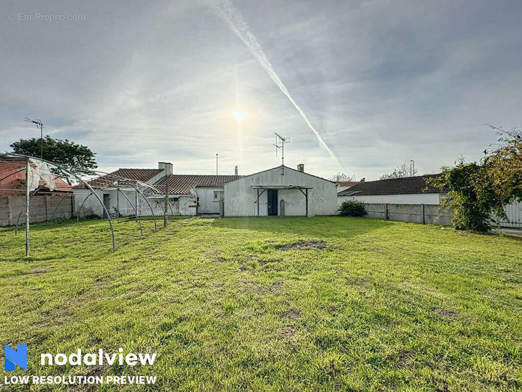 Maison à SAINT-URBAIN