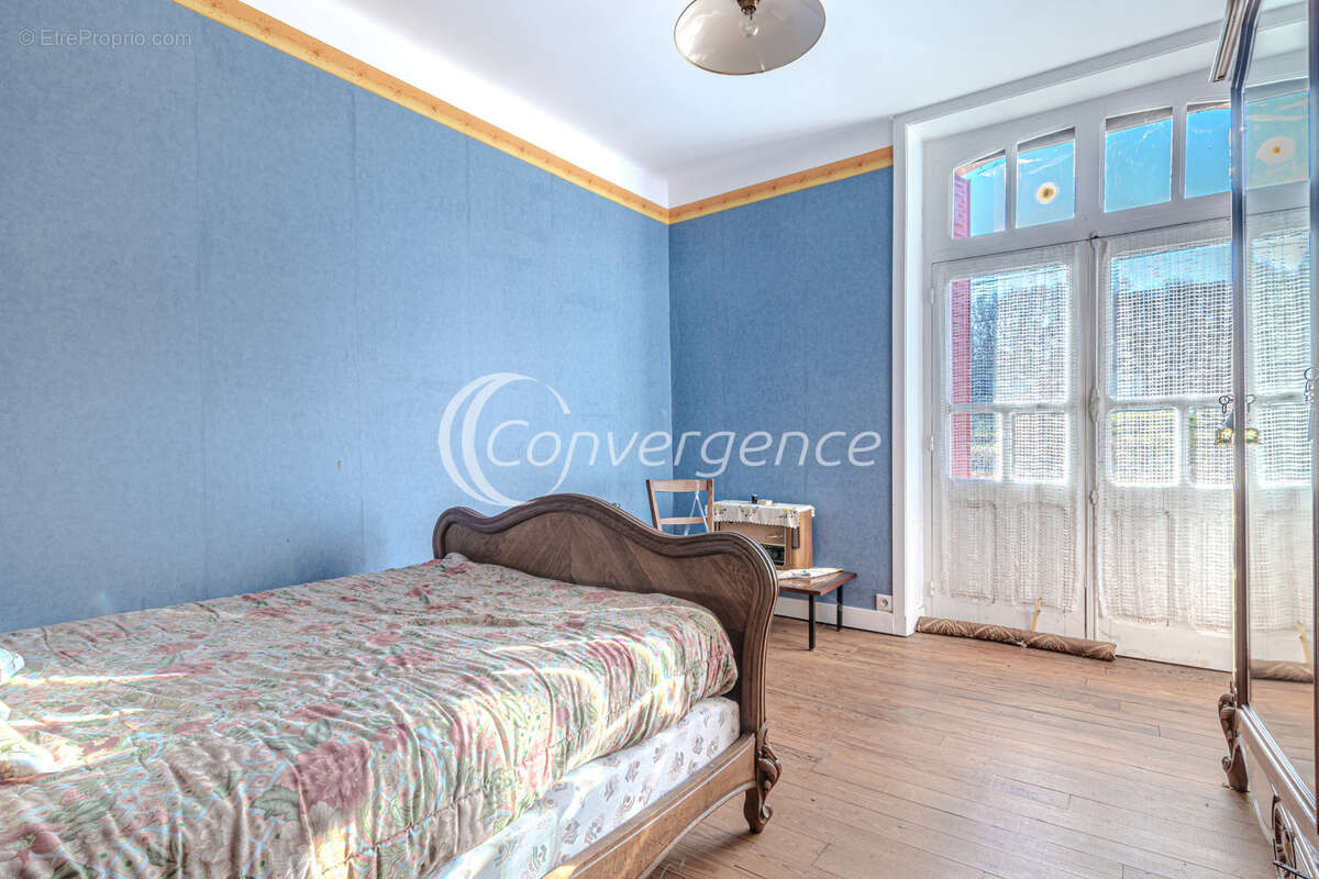 Maison à LA PORCHERIE