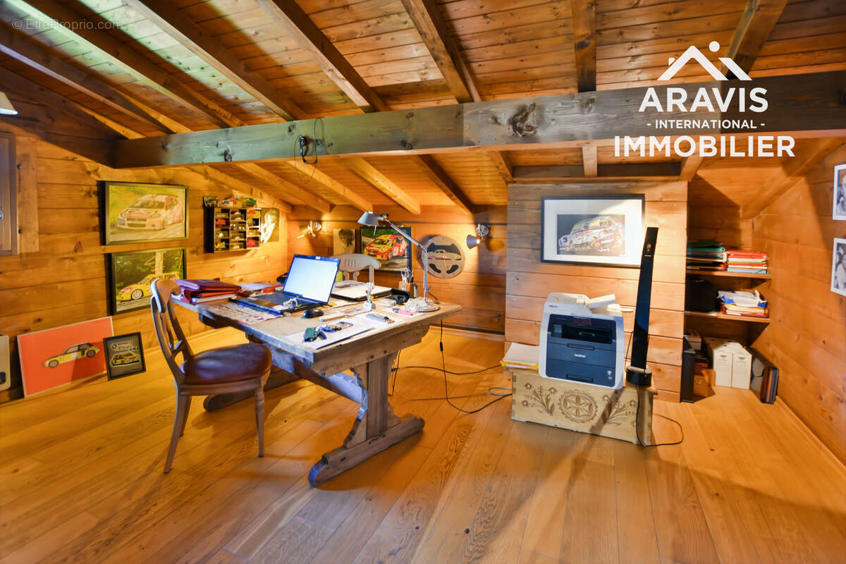 Maison à ARACHES-LA-FRASSE