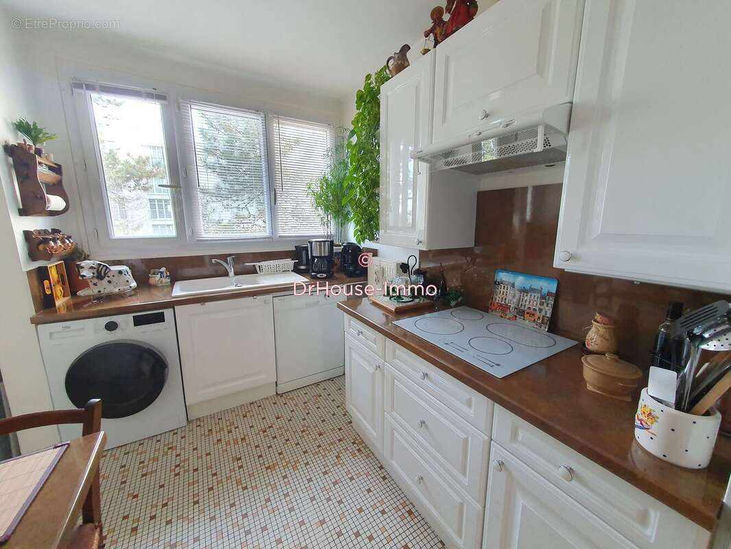 Appartement à RUEIL-MALMAISON