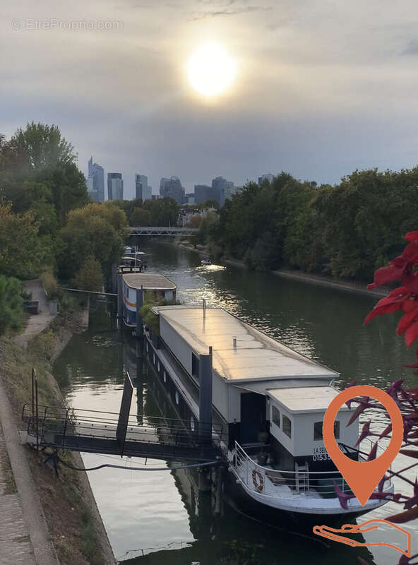 Appartement à LEVALLOIS-PERRET