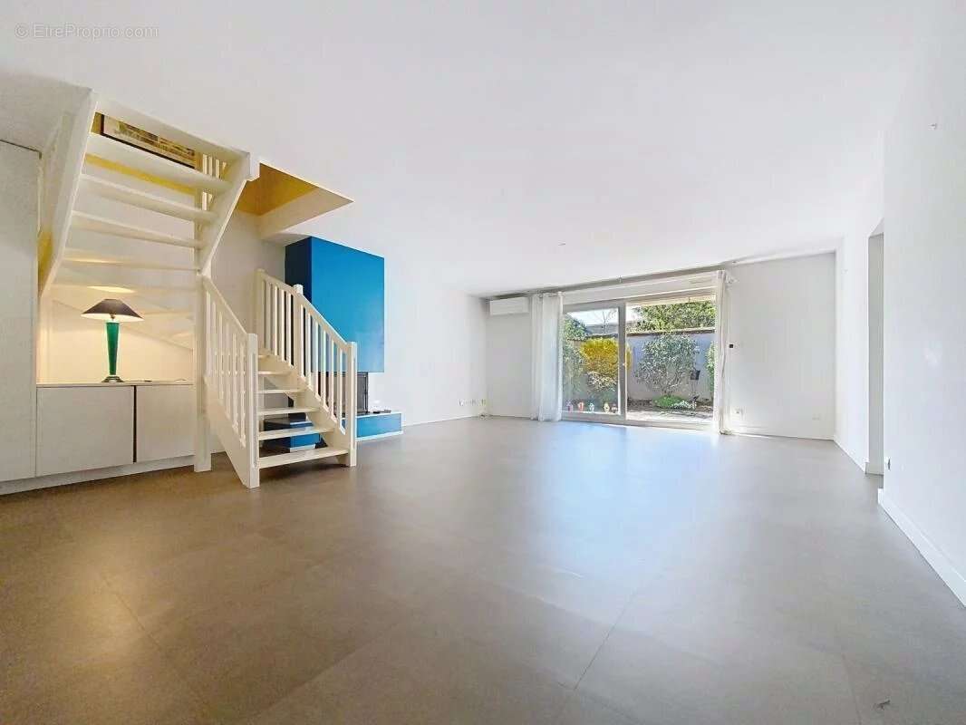 Maison à LYON-5E