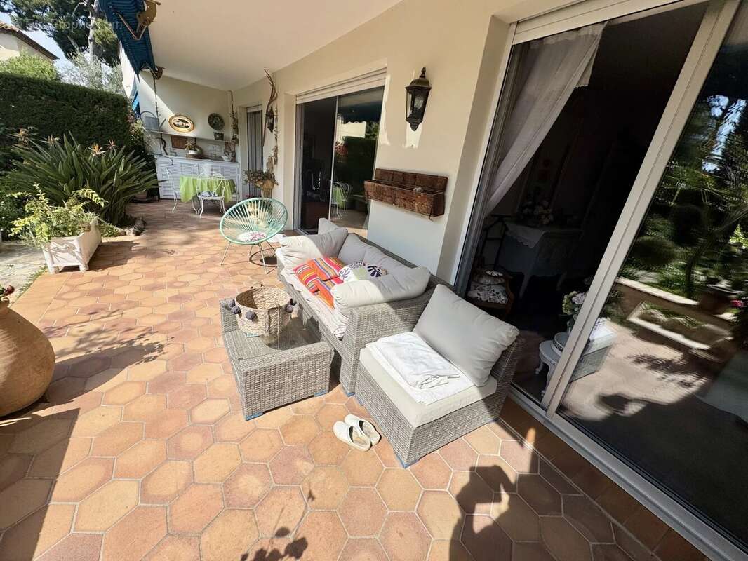 Appartement à LE CANNET