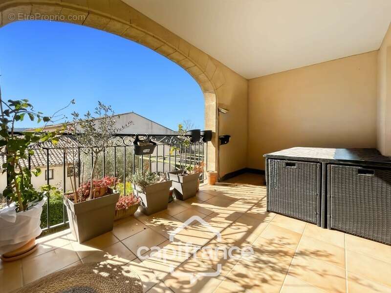 Appartement à MALLEMORT