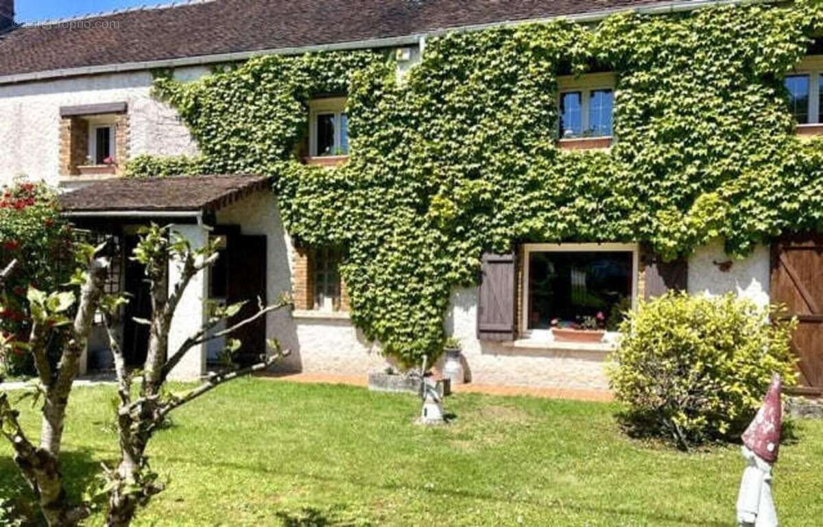 Maison à JOIGNY