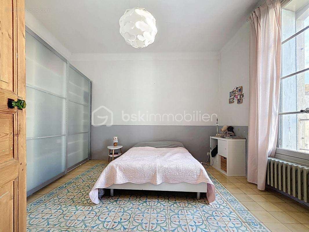 Maison à LUNEL-VIEL