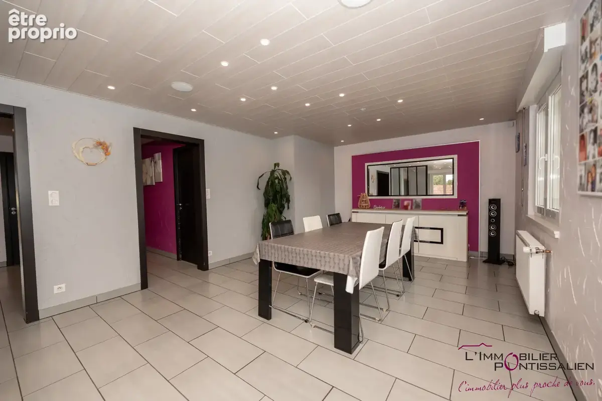 Maison - vuillecin - 200m2 - 6 chambres - photo 25