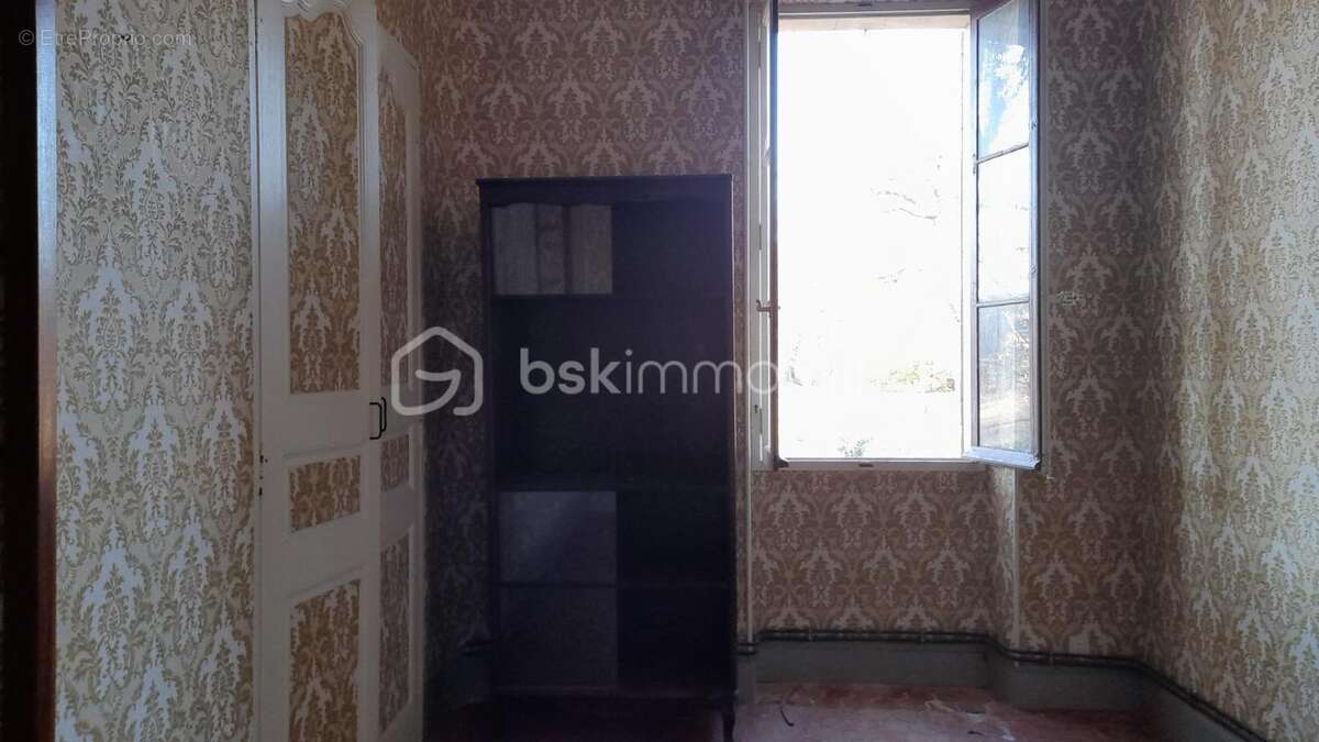 NOUVELLE BAISSE DE PRIX de 12% (à prévoir) pour cette BASTIDE en pierres à rénover MANOSQUE - photo 13