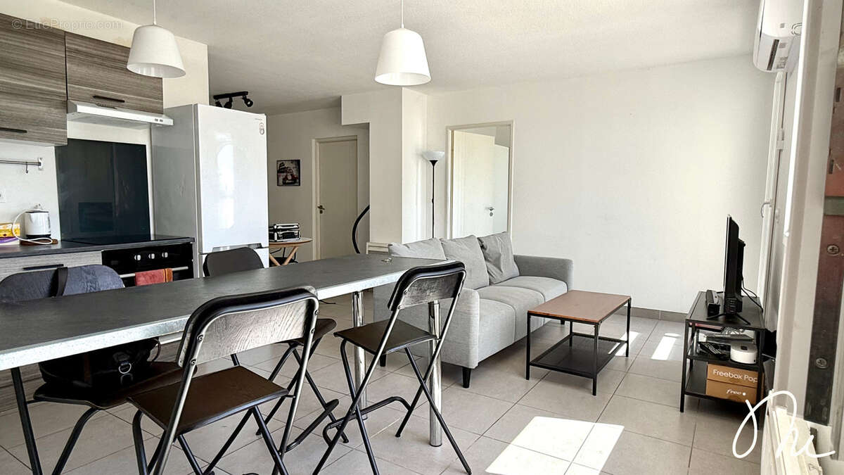 Appartement lumineux T4/T5 avec terrasse, garage et parking - photo 2