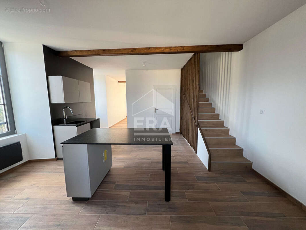 Appartement à BYANS-SUR-DOUBS