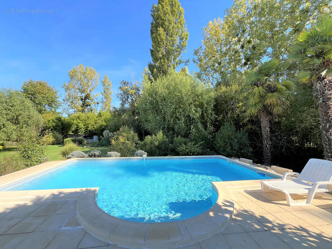 Maison à PRIGONRIEUX