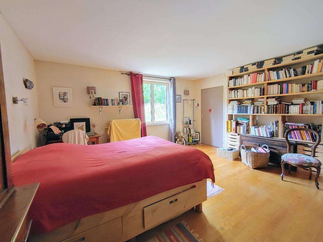 Maison à LA CRESSE