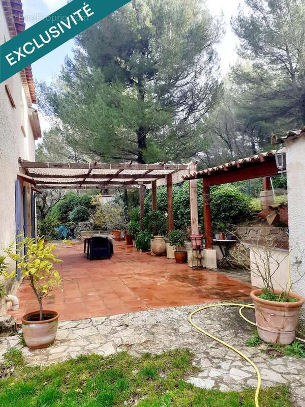 Photo 3 - Maison à ROQUEVAIRE