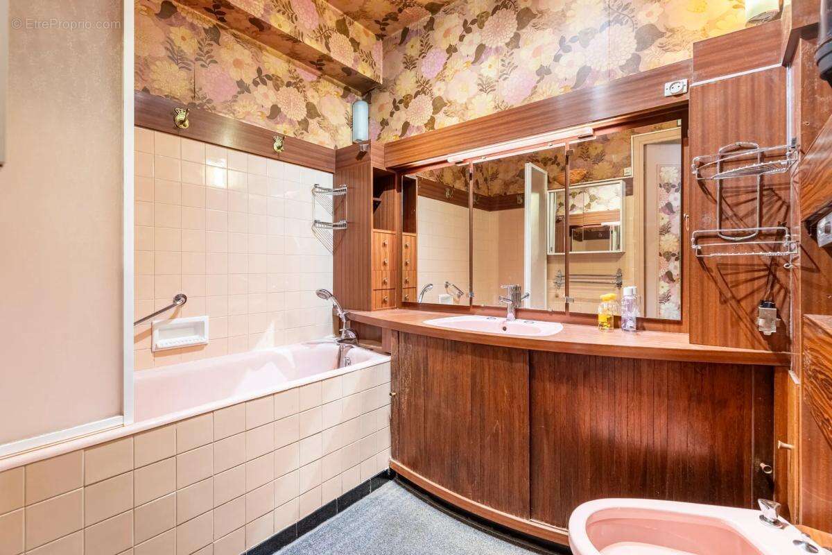 Appartement de 4 pièces de 107 m² à Levallois-Perret - photo 11