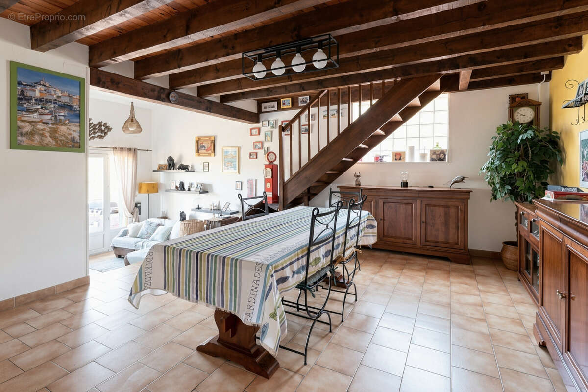 Maison à LES PENNES-MIRABEAU