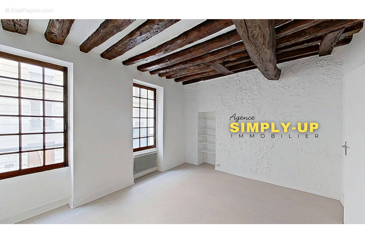 Appartement à PARIS-7E