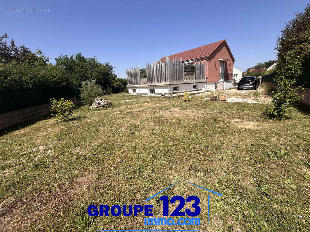 Maison T4 à vendre   Emplacement privilégié à Saint-Georges-sur-Baulche - photo 10