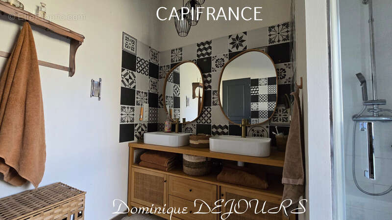 Ardèche - Magnifique Maison d'architecte de 184 m² habitable - Bel espace extérieur - Vue panoramique sur les montagnes ardèchoi - photo 14