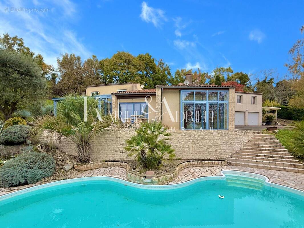 Photo 1 - Maison à FONTENAY-LE-COMTE