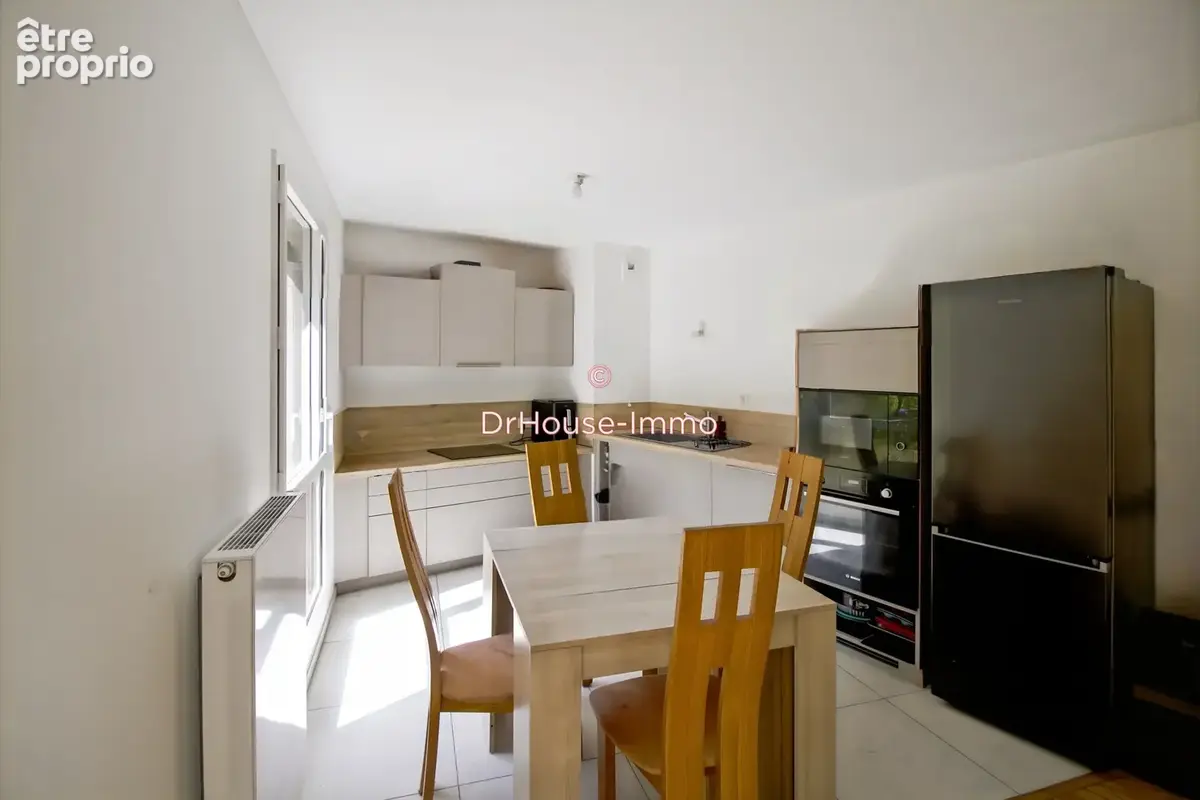 Appartement 91 m² à Collonges-Au-Mont-D'or  - photo 10
