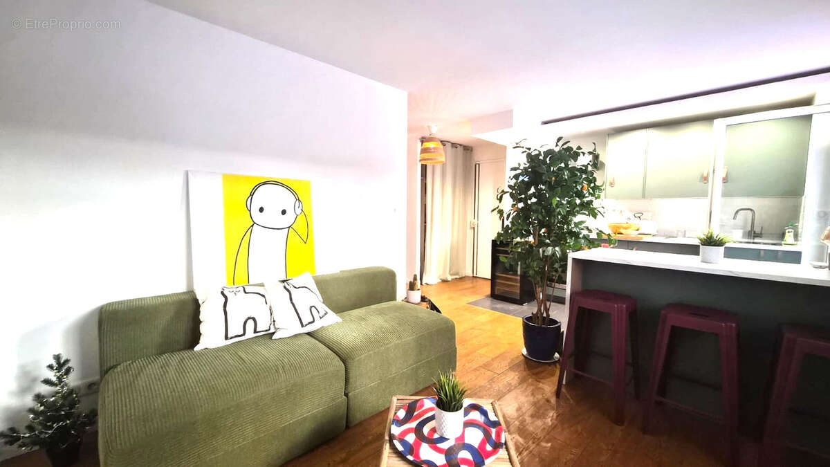 Appartement à MARSEILLE-6E