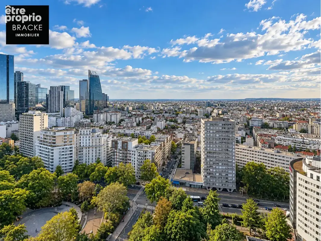 Appartement à COURBEVOIE
