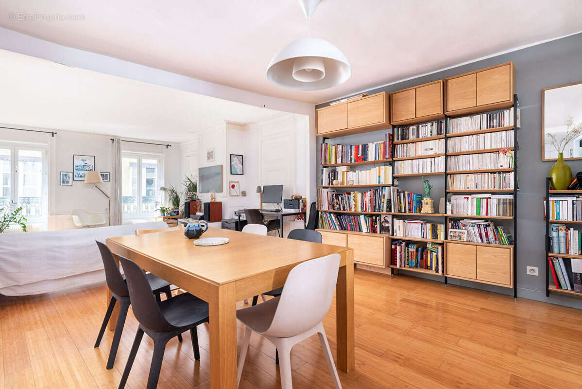 Appartement à LYON-1E
