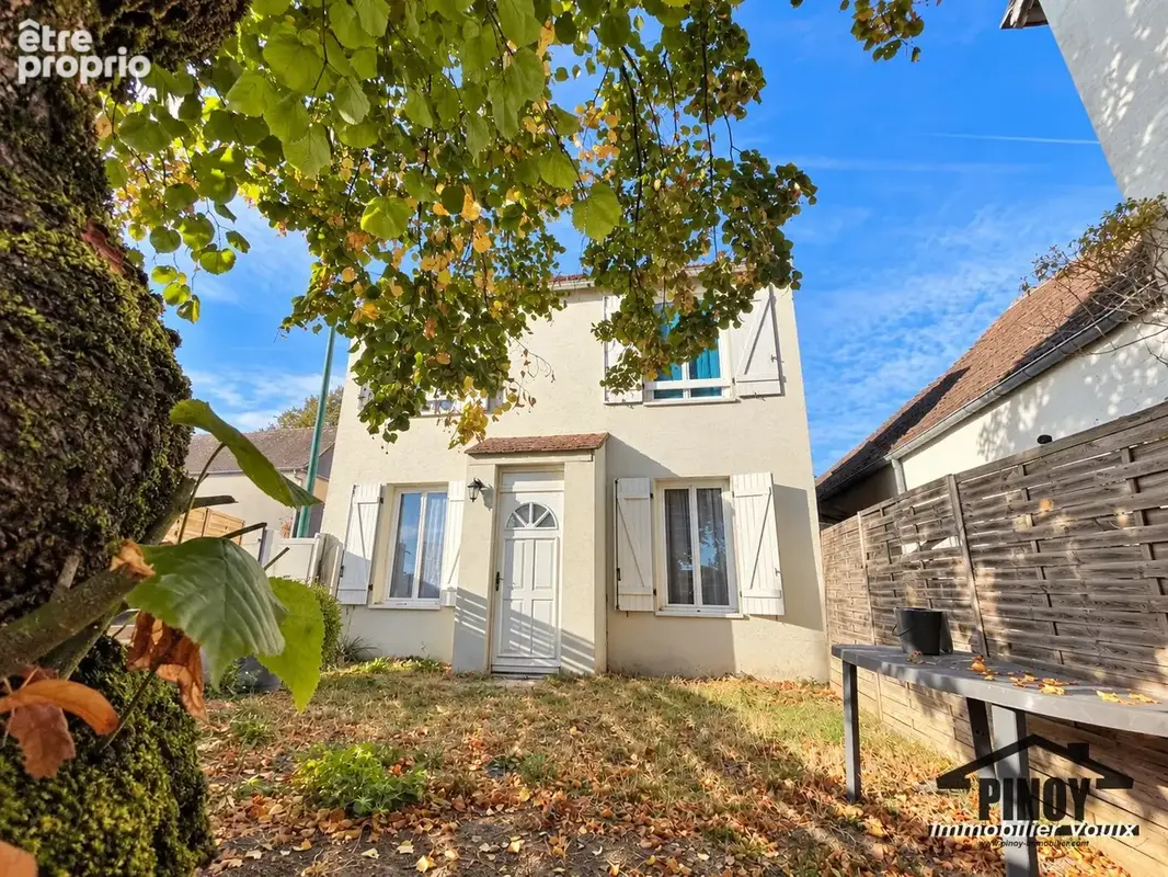 Maison à LA GENEVRAYE