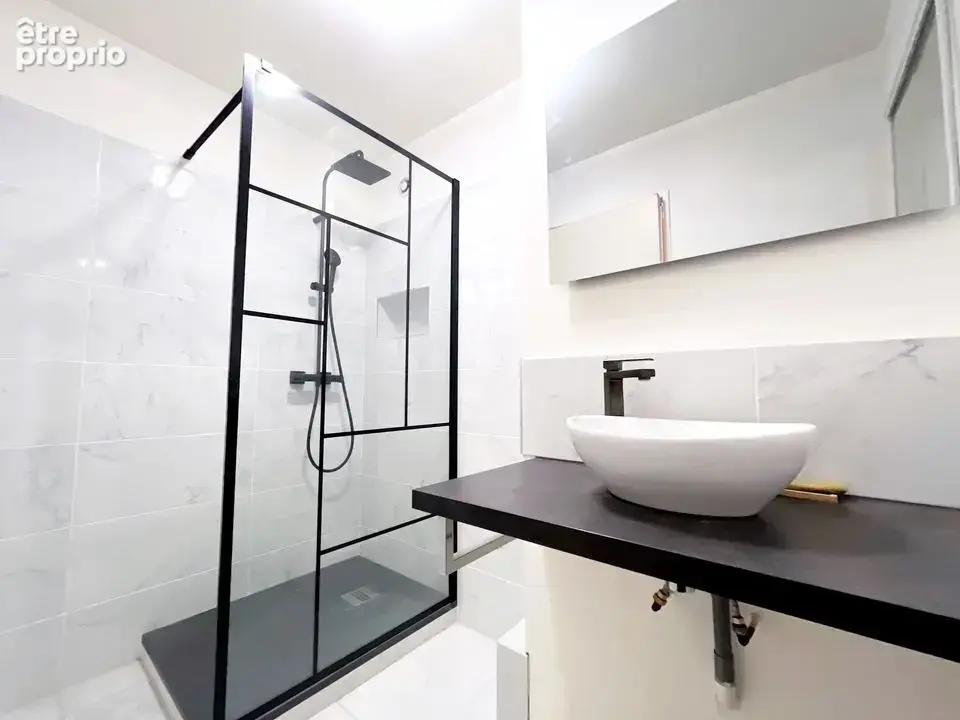Appartement 4 pièces 106 m² à vendre à Marseille-4e (13004) - photo 4