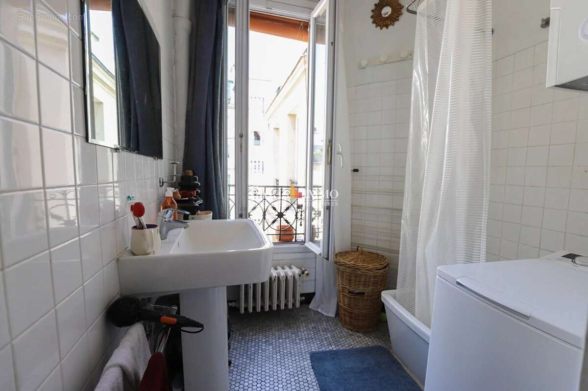 Paris 18e - deux pièces - Rue Eugène Carrière - photo 11