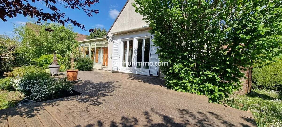 Maison à SUCY-EN-BRIE