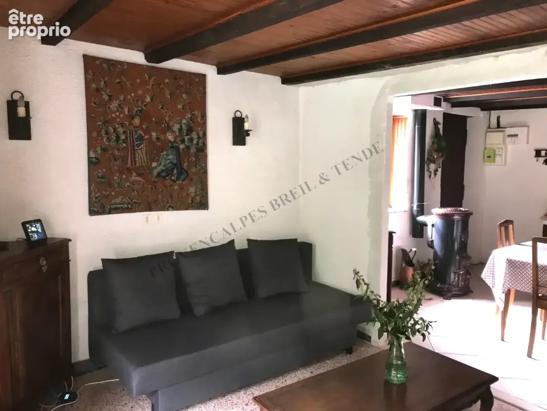 Appartement deux pieces, 2 balcons, grande cave et jardin - photo 1
