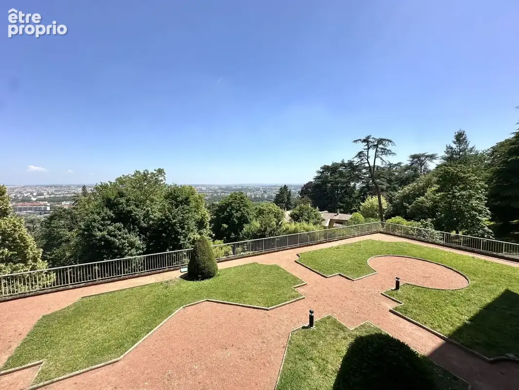 Appartement 5 pièces 135 m² à vendre à Sainte-Foy-Les-Lyon (69110) - photo 3