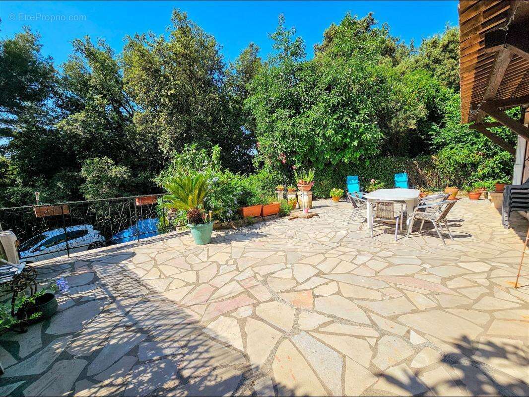 Maison à SPERACEDES