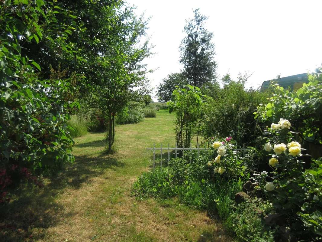 Maison à PARNOY-EN-BASSIGNY