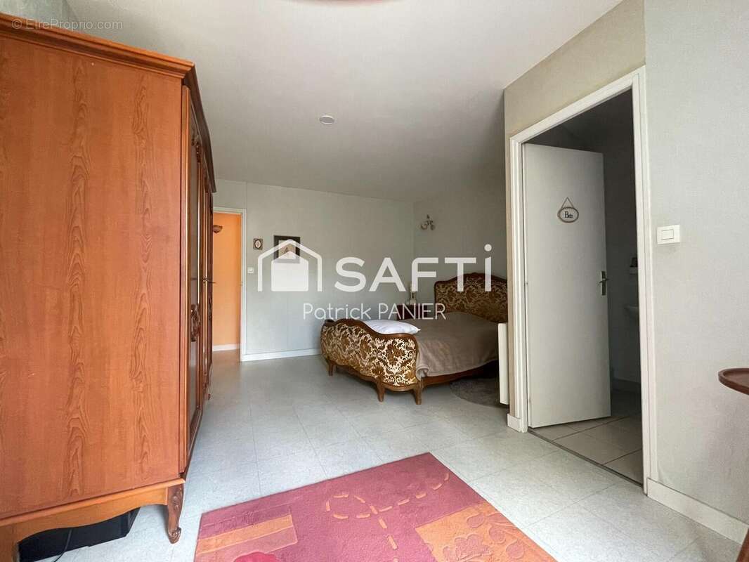 Maison 260 m² à Dampierre-Sur-Boutonne  - photo 5