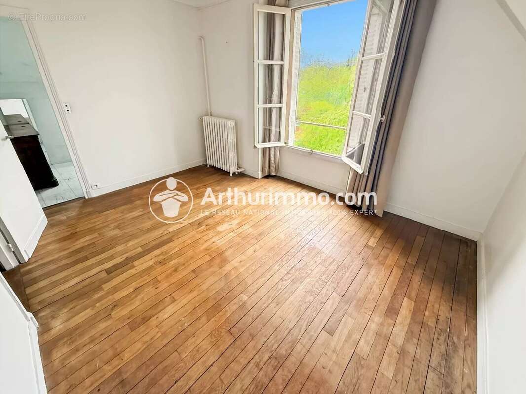 Maison à SOISY-SUR-SEINE