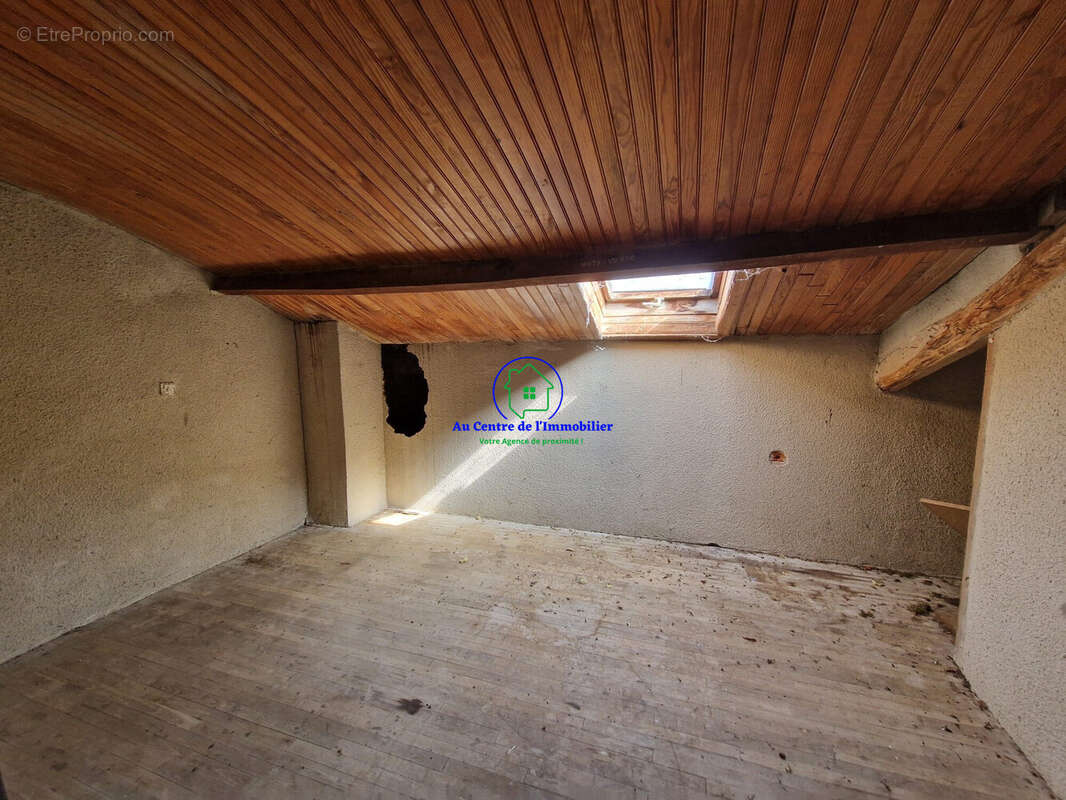 Maison 169 m² à Laroque-Timbaut  - photo 8