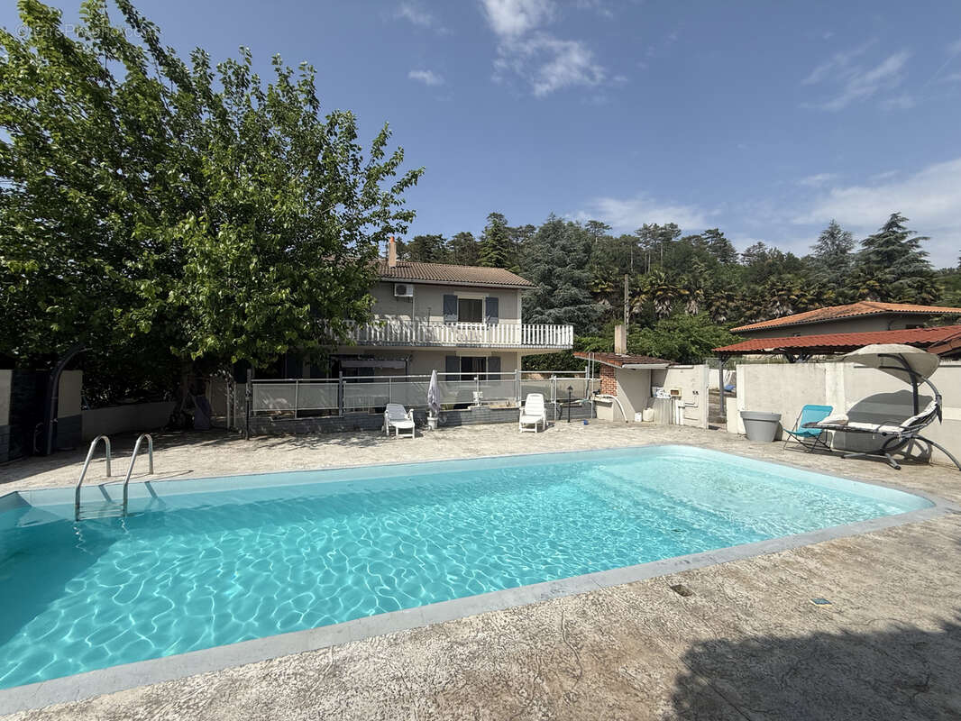 Maison à SAINT-MAURICE-L'EXIL