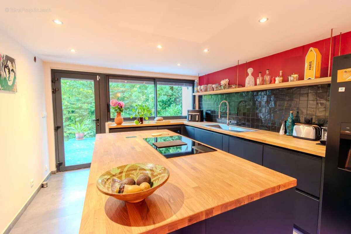 Maison à MONTMORENCY