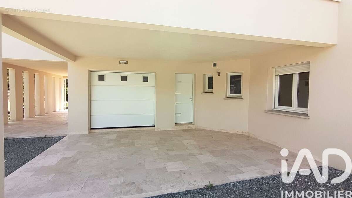 Maison 120 m² à Vougy  - photo 4